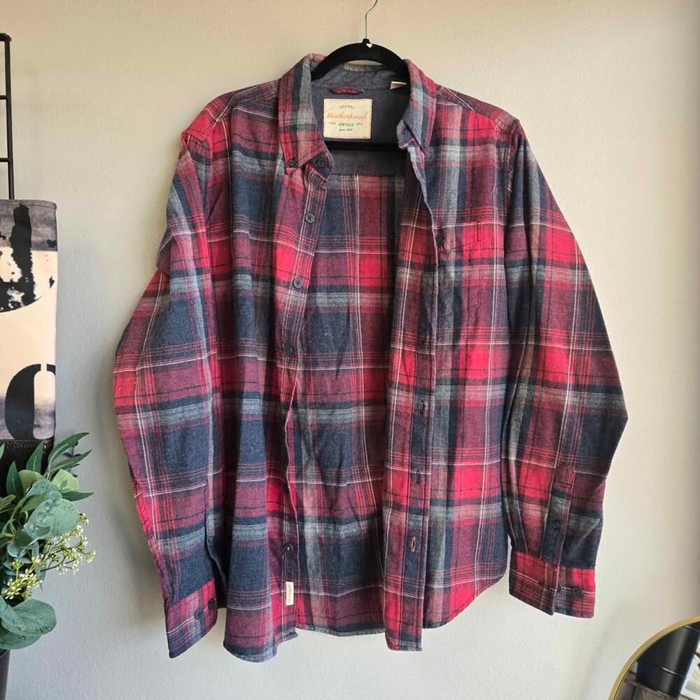 Weatherproof Vintage Men's Medium Plaid Flannel Shirt Red Navy Blue Cotton Blend